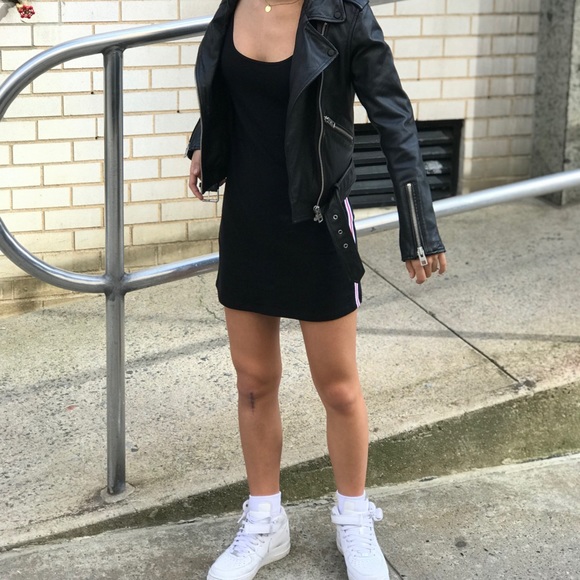 Meet your Posher, Lila - Picture 4 of 6